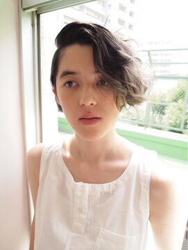 ナヌーク シブヤ(nanuk shibuya) 【nanuk】ナチュラル×ほんのり刺激◇」グラデーションショート