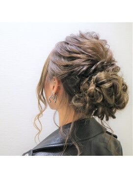 エヌエービー 池袋店(N.A.B.) ルーズアップ（ヘアセット）