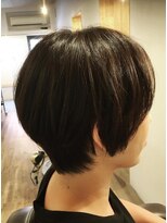 リコモ(Likkle More) ショート×レイヤー 担当中嶋 【十条 美容室 リコモ】