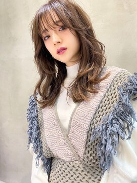 エイミー(Aimee) Aimee 町田　簡単ヘアスタイル×シルバーグレージュ