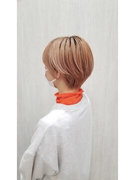 アルーシェ 心斎橋(Alushe) ショートカット【心斎橋 心斎橋駅 髪質改善 学割U24】