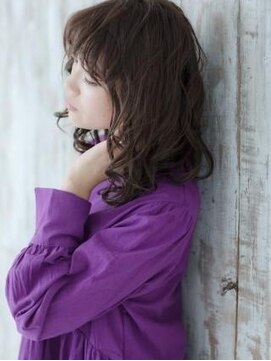 オレロ 国立(olelo) 暗めカラー/グランマッシュ/デザインカラー/フェザーパーマ/国立