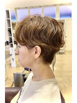 レッド(ReD)&nbsp;くせ毛　ショートマッシュ　20代30代40代