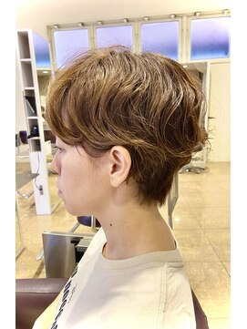 レッド(ReD) くせ毛　ショートマッシュ　20代30代40代