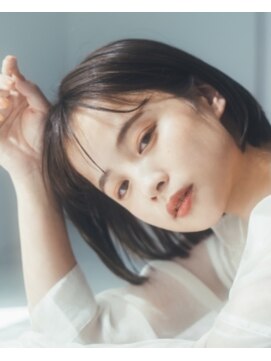 ルーラ(LAURA) 透明感ボブ