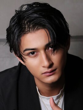 リップス 表参道店(LIPPS) 黒髪前下がりセンターパートショートウルフ