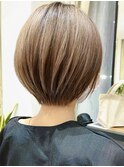 簡単スタイリングショートボブヘア前髪あり小顔つや髪