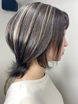 ヘアリゾート粋 新宿三丁目本店 ミディアウルフ/レイヤー/ハイライト