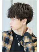 無造作ハネ感スパイラルマッシュツーブロック刈り上げ