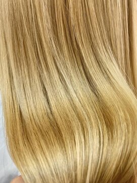 フリップビーアヴェダ(FLIP B AVEDA) 本八幡×ケアブリーチ×ブロンド×髪質改善トリートメント