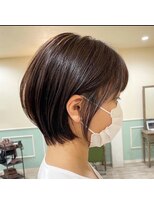 コンフィー(comfy)&nbsp;『サザワ」フェザーパーマチェリーブラウンミニウルフ