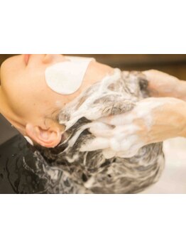 ご褒美ヘッドスパ☆高級感あるプライベート空間でリラックスしながら、日々の疲れを解消しませんか？ 