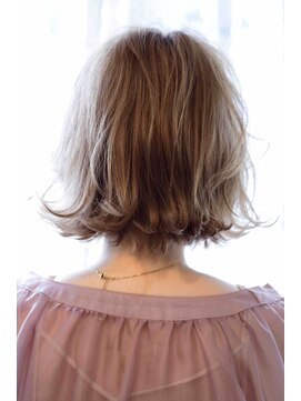 ベルシア(belxia) オシャレゆるふわ外ハネボブ