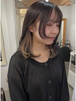 ラビリンス(Labyrinth) インナーカラー/後れ毛/顔周りカット/南船場/レイヤー