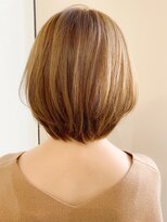 トゥーナ 表参道(tona) ミディアムレイヤー、外ハネボブ、グレージュ、脱白髪染め☆