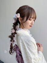 ユヌ(Une) 浴衣着付けヘアセット/サイド編みおろしヘアアレンジ/ヘアメイク