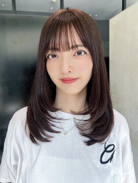 アルバム 新宿(ALBUM SHINJUKU) 透明感カラー小顔くすみベージュウルフレイヤーロング_F0352