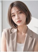透明感ベージュの上品ボブ/顔まわりカット/レイヤーカット