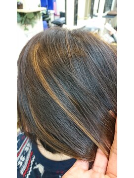 ヘアサロン スリーク(Hair Salon Sleek) グレーカラー×ハイライト