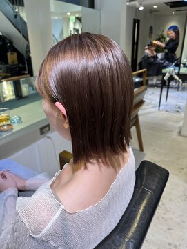 トレス(TRESS) 外ハネボブ　大人ボブ　くびれボブ