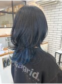 ブラック×ブルークラゲヘアー大人可愛い外はねミディアム
