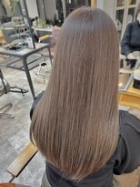 ファブ 銀座(fav)&nbsp;うるツヤ☆水分量アップで肌馴染みの良いベージュ