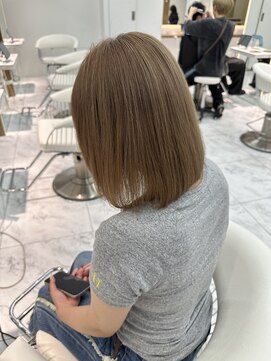 ロンドルピナス 小倉(Lond Lupinus) ミディアムヘア暗めカラー/デザインカラー/フェイスフレーミング