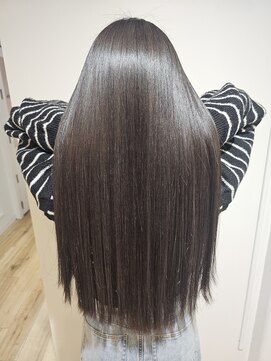 アルス ウィズ アクロス オモテサンドウ(aluss with AKROS omotesando) 黒髪　髪質改善　縮毛矯正！