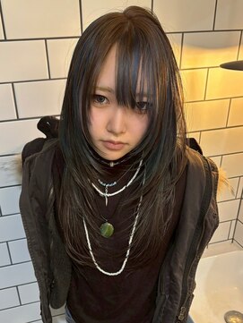 ベレーザ 渋谷(BELEZA) 17418黒髪ルーツカラーハイレイヤーウルフアンブレラカラー