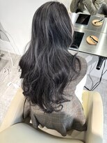 レヴリー(reverie)&nbsp;白髪ぼかしハイライトカラーレイヤーカットアンブレラカラー40代