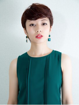 マウロア(MAULOA) 【MAULOA hair】 大人可愛い　クラシカル　レトロショート！！