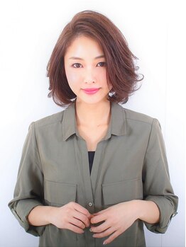 オーパーズ ヘアデザイン(OPAS Hair Design)の写真/旬のトレンドを入れながら、絶妙なセンスで似合わす「ＯＰＡＳ」オリジナル４ＳＴＥＰカットで再現性も◎