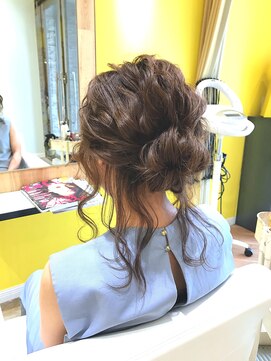 パッチ ヘアー(PATCH HAIR) お団子×後れ毛