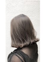 トゥーミー(to mee)&nbsp;フォギーベージュ【担当　末吉】