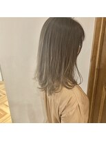 ハニー(HONEY by Chord)&nbsp;透け感ハイライトグラデーション