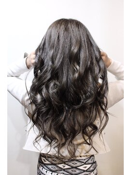 シェルティ フィエル(Shelltie Fiel) ダークスモークグレー