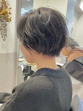 グラフ 蔵前(GRAFF) ニュアンスカラー/グレージュカラー前下がりボブ【銀座】