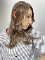 ゼロイチオリジナル(#01 ORIGINAL)&nbsp;バレイヤージュの履歴を生かしたスタイル