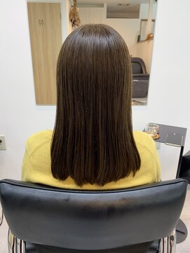 アコール 三軒茶屋(acoord) ミルクティーベージュ［イルミナカラー／髪質改善／三軒茶屋］