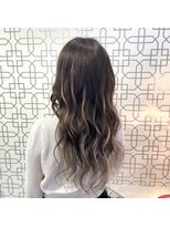 レヴェリー(REVERIE) #プルエクステ#ハイライト#グラデーション