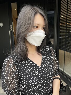 ガリカ 渋谷(Gallica) 【mami】大人暗髪ラベンダーグレーブリーチなし/地毛風カラー