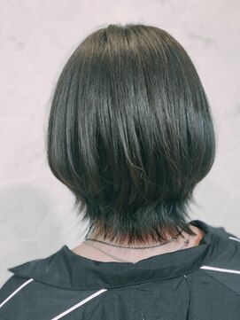 ヘアーサロンウル(hair salon ulu) (五十嵐）ネオウルフ