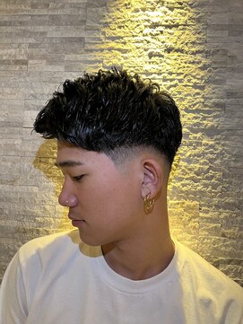 アールドボーテ 理容室(R de Beaute) ナチュラルアップバングショート<理容室>