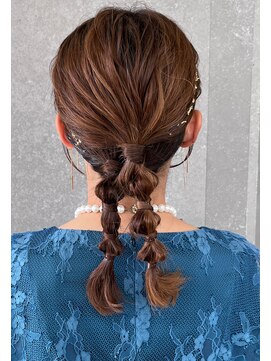 ロンド 表参道店(Lond) ミディアムでもできるツイン編みおろし