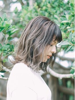 エレナ(Helena)の写真/プロの美容師さんも驚く艶と質感☆今迄の常識が覆されるカラーは1度体験すると他で出来ないと絶賛です!