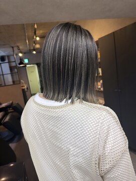 サニー 渋谷(SUNNY) バレイヤージュ、ハイライト、レイヤーロング、グレーベージュ