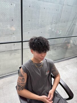 イーラ(era) パーマ/メンズ/刈り上げ/眉毛/ツイスト