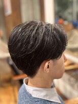 シルフィ(sylph) 刈り上げショート/センターパート20代30代40代