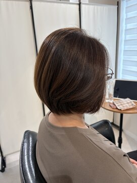 シキ(siki.) ショートボブ
