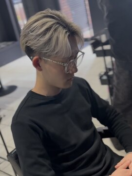 アウル 心斎橋(owl) センターパート/バレイヤージュ/ダブルカラー/ブリーチ/カラー